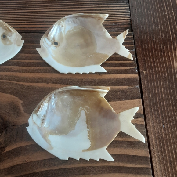 Set Of 8 Hand Carved Abalone Flounder Fish Trinket Tray Fish Decor - Picture 4 of 6